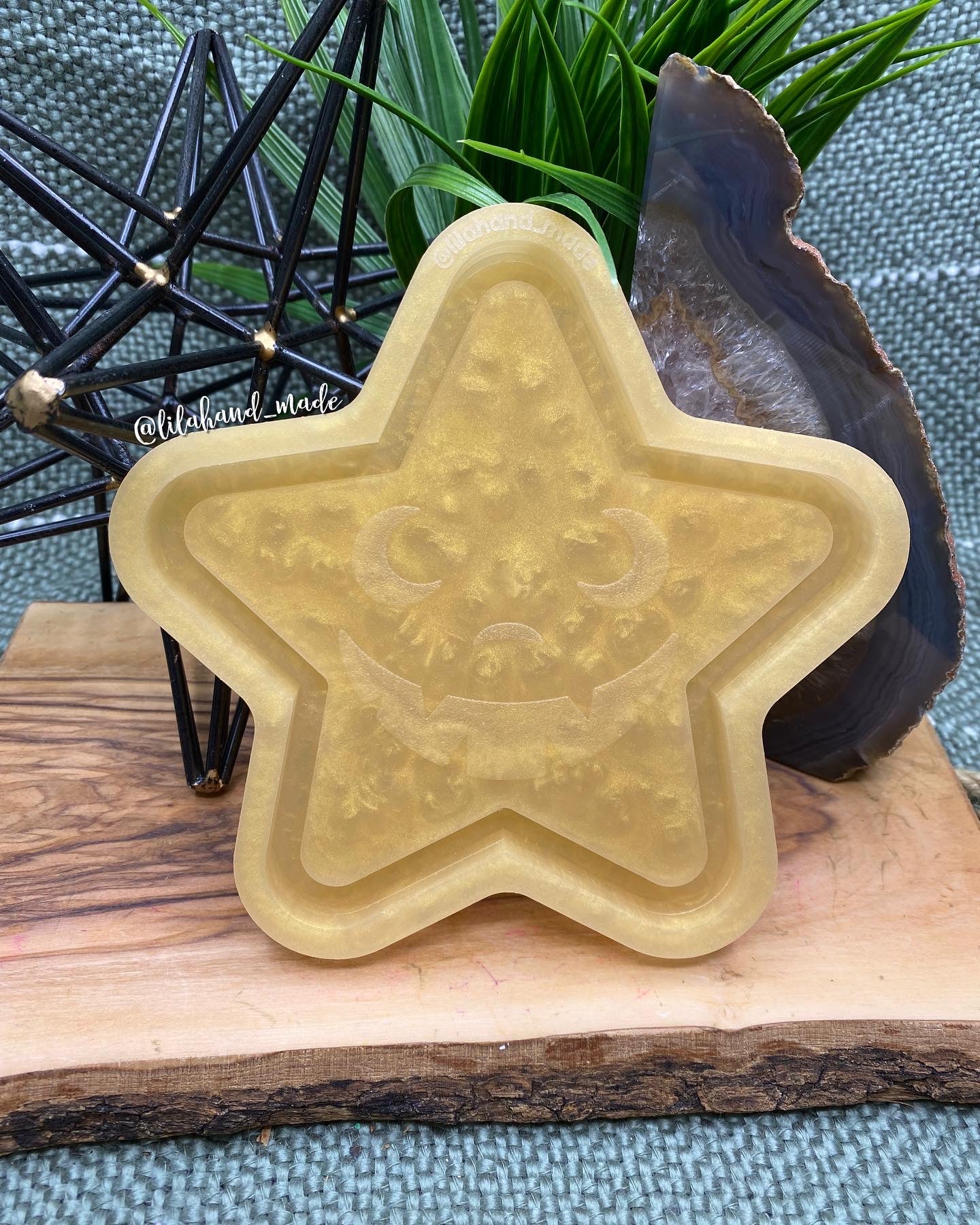 star-o-lantern tray mold