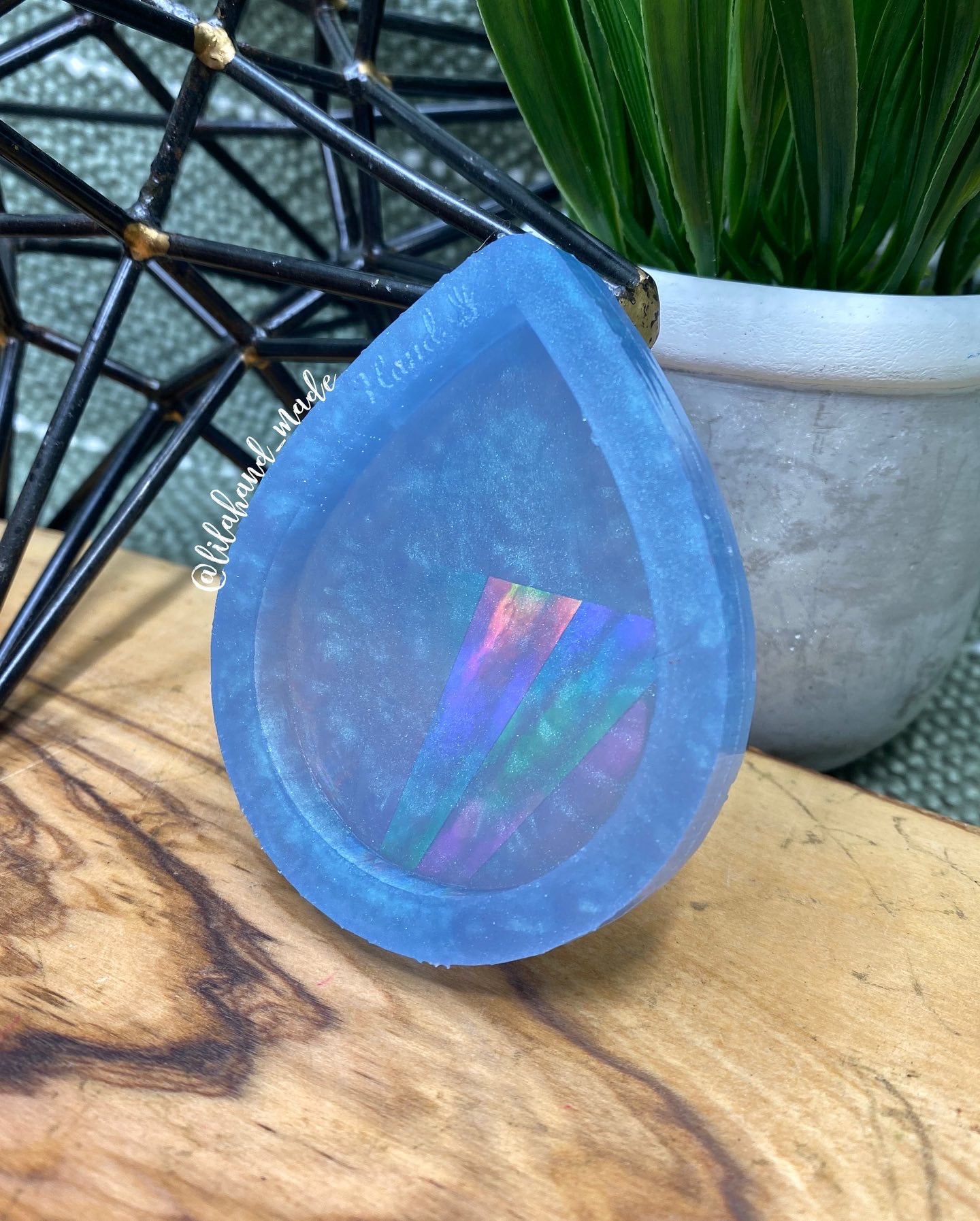holographic tear drop grippie mold